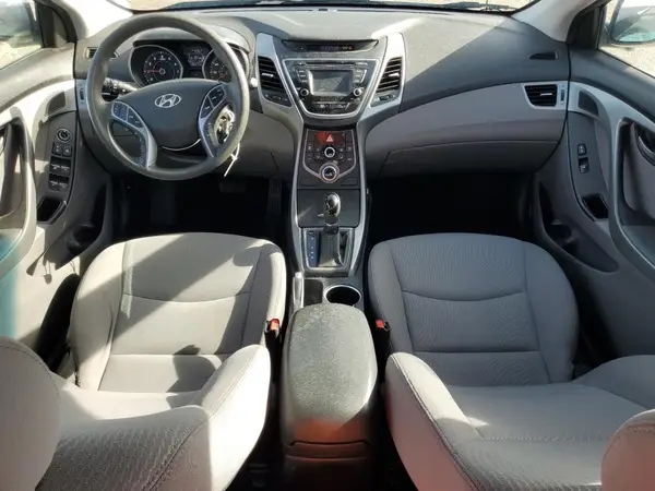 5NPDH4AE8GH712765 2016 HYUNDAI ELANTRA - Image 8