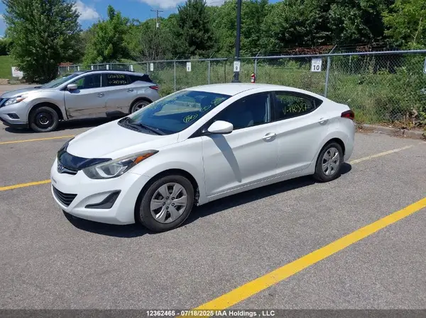 5NPDH4AE8GH712927 2016 HYUNDAI ELANTRA - Image 2