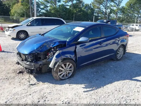 5NPDH4AE8GH713382 2016 HYUNDAI ELANTRA - Image 2
