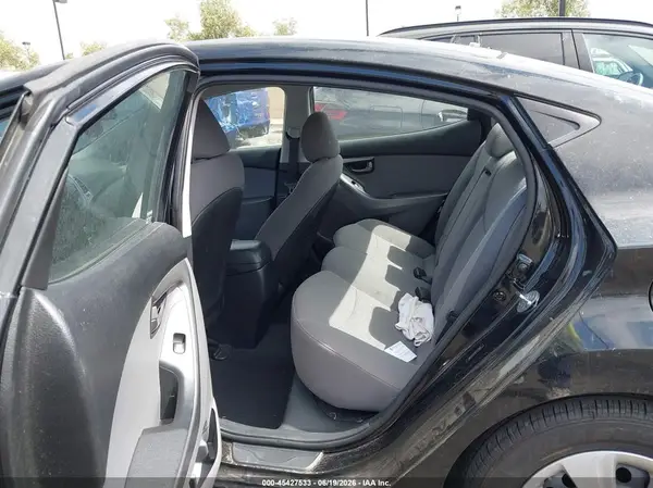 5NPDH4AE8GH714595 2016 HYUNDAI ELANTRA - Image 8