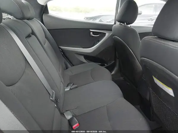 5NPDH4AE8GH716279 2016 HYUNDAI ELANTRA - Image 8