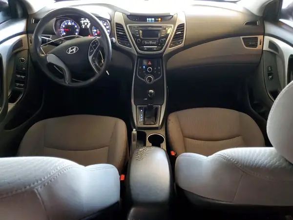 5NPDH4AE8GH717240 2016 HYUNDAI ELANTRA - Image 8