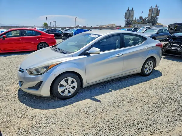5NPDH4AE8GH718906 2016 HYUNDAI ELANTRA - Image 1
