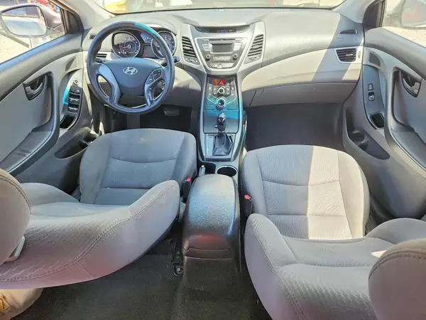 5NPDH4AE8GH718906 2016 HYUNDAI ELANTRA - Image 8