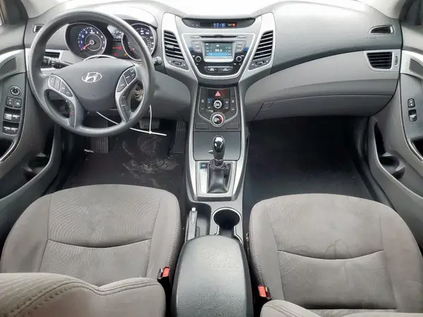 5NPDH4AE8GH722440 2016 HYUNDAI ELANTRA - Image 8