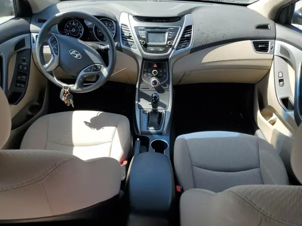 5NPDH4AE8GH722843 2016 HYUNDAI ELANTRA - Image 8