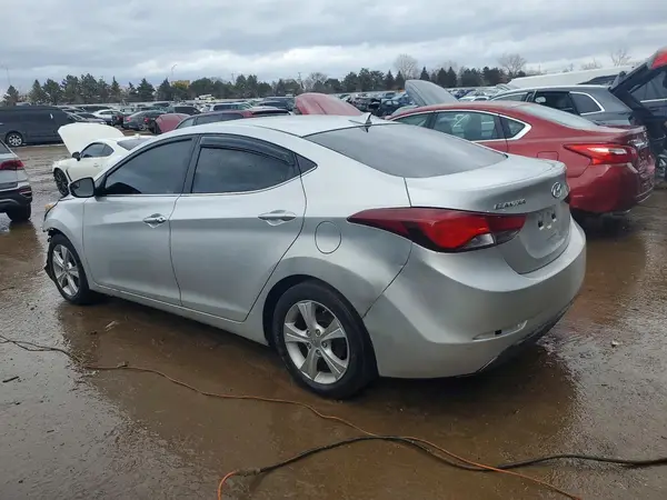 5NPDH4AE8GH723023 2016 HYUNDAI ELANTRA - Image 2