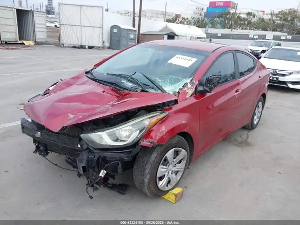 5NPDH4AE8GH725337 2016 HYUNDAI ELANTRA - Image 2