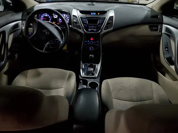 5NPDH4AE8GH725726 2016 HYUNDAI ELANTRA - Image 8