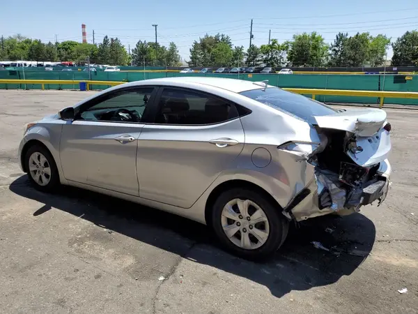 5NPDH4AE8GH725757 2016 HYUNDAI ELANTRA - Image 2