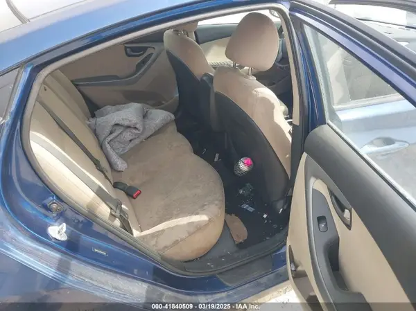 5NPDH4AE8GH726567 2016 HYUNDAI ELANTRA - Image 7