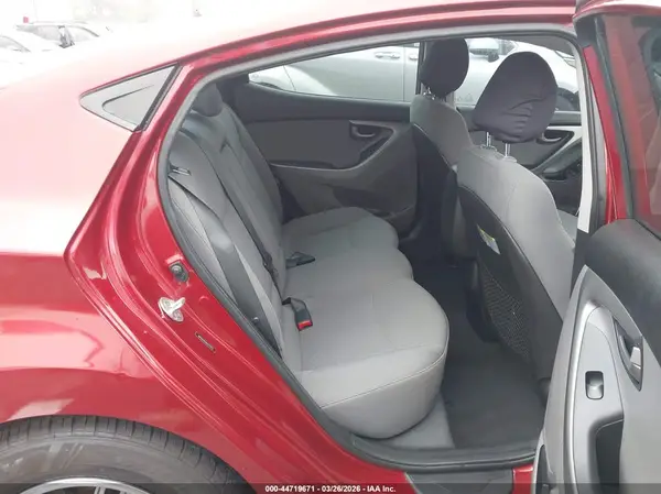 5NPDH4AE8GH727072 2016 HYUNDAI ELANTRA - Image 8