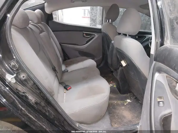 5NPDH4AE8GH728562 2016 HYUNDAI ELANTRA - Image 8