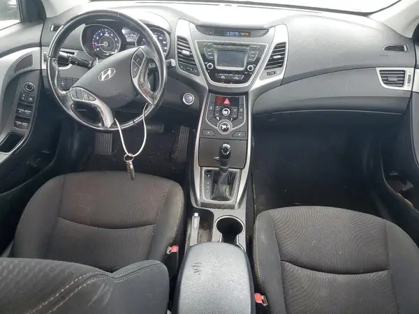 5NPDH4AE8GH729405 2016 HYUNDAI ELANTRA - Image 8