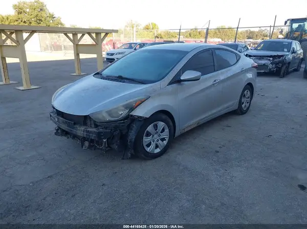 5NPDH4AE8GH729730 2016 HYUNDAI ELANTRA - Image 2