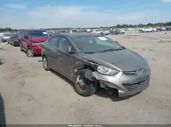 5NPDH4AE8GH729937 2016 HYUNDAI ELANTRA