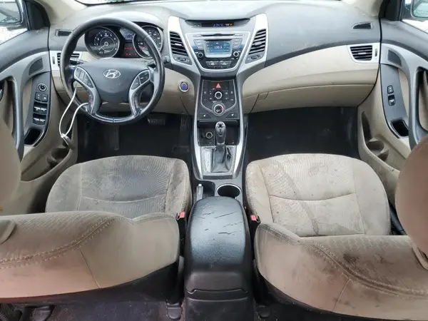 5NPDH4AE8GH730571 2016 HYUNDAI ELANTRA - Image 8