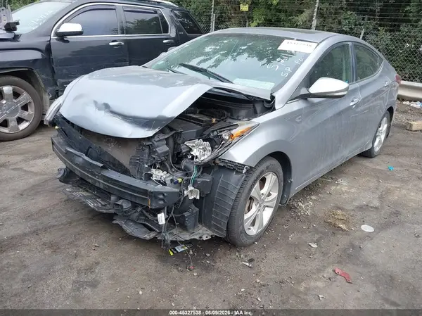 5NPDH4AE8GH732370 2016 HYUNDAI ELANTRA - Image 2