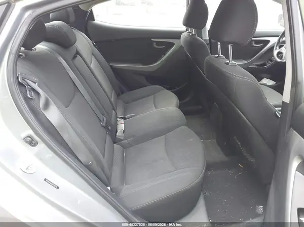 5NPDH4AE8GH732370 2016 HYUNDAI ELANTRA - Image 8