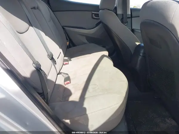5NPDH4AE8GH732515 2016 HYUNDAI ELANTRA - Image 8