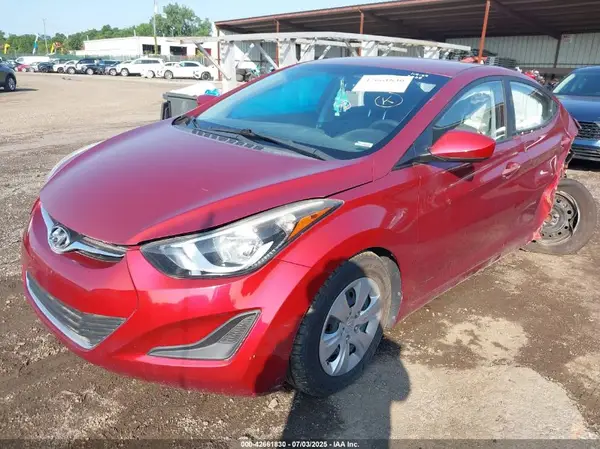 5NPDH4AE8GH733728 2016 HYUNDAI ELANTRA - Image 2