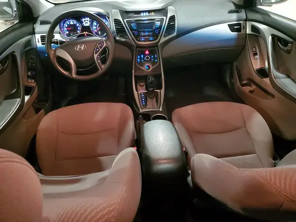 5NPDH4AE8GH733745 2016 HYUNDAI ELANTRA - Image 8