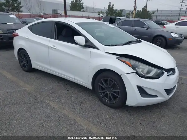 5NPDH4AE8GH734507 2016 HYUNDAI ELANTRA - Image 1