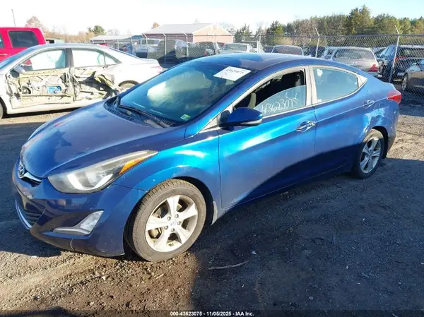 5NPDH4AE8GH734569 2016 HYUNDAI ELANTRA - Image 2