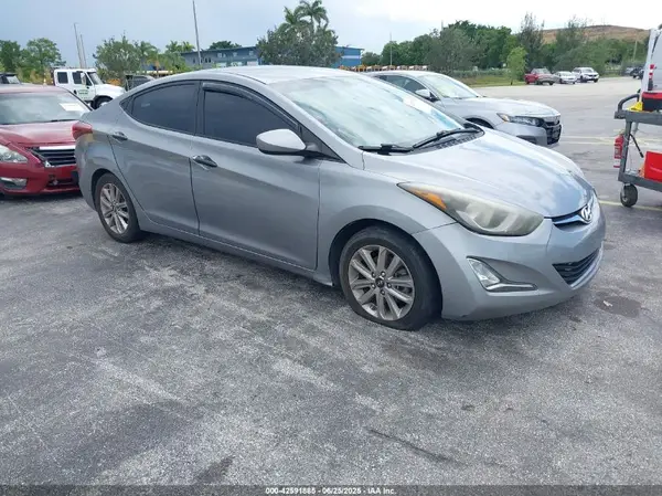 5NPDH4AE8GH735866 2016 HYUNDAI ELANTRA - Image 1