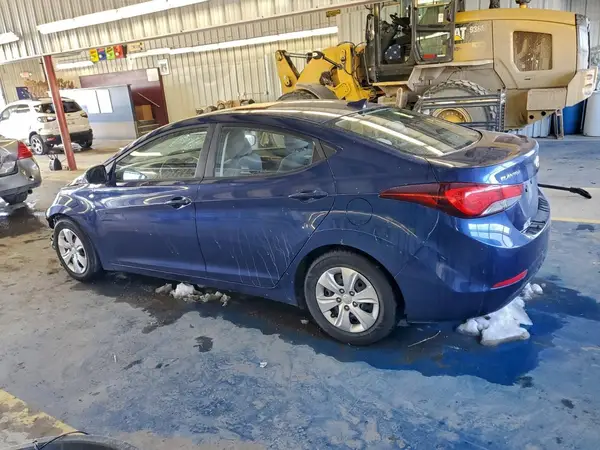 5NPDH4AE8GH736032 2016 HYUNDAI ELANTRA - Image 2