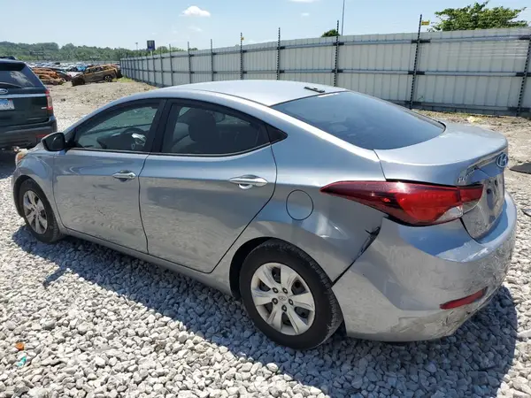 5NPDH4AE8GH737620 2016 HYUNDAI ELANTRA - Image 2