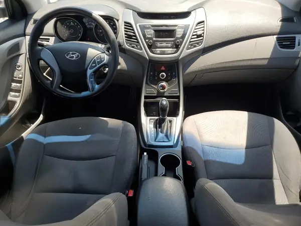 5NPDH4AE8GH737620 2016 HYUNDAI ELANTRA - Image 8