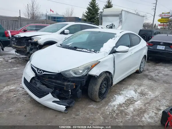 5NPDH4AE8GH739819 2016 HYUNDAI ELANTRA - Image 2