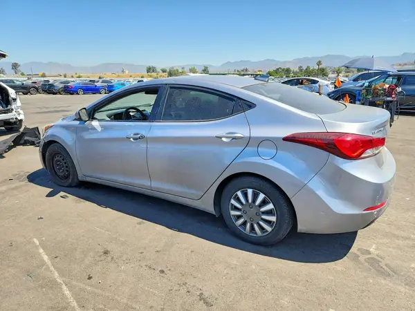 5NPDH4AE8GH742591 2016 HYUNDAI ELANTRA - Image 2