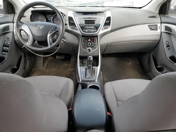 5NPDH4AE8GH742610 2016 HYUNDAI ELANTRA - Image 8