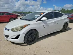 5NPDH4AE8GH745068 2016 HYUNDAI ELANTRA
