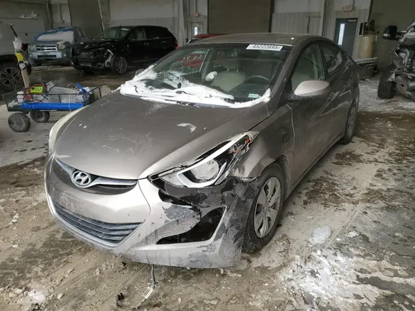 5NPDH4AE8GH745412 2016 HYUNDAI ELANTRA - Image 1