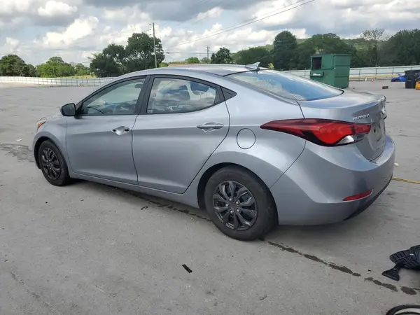 5NPDH4AE8GH747886 2016 HYUNDAI ELANTRA - Image 2