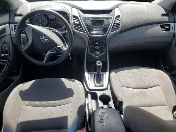5NPDH4AE8GH748438 2016 HYUNDAI ELANTRA - Image 8
