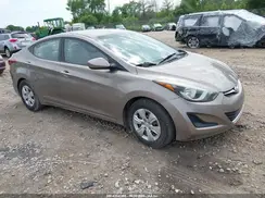 5NPDH4AE8GH751419 2016 HYUNDAI ELANTRA