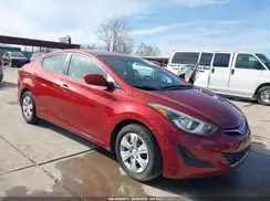 5NPDH4AE8GH752652 2016 HYUNDAI ELANTRA