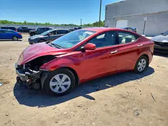 5NPDH4AE8GH752828 2016 HYUNDAI ELANTRA