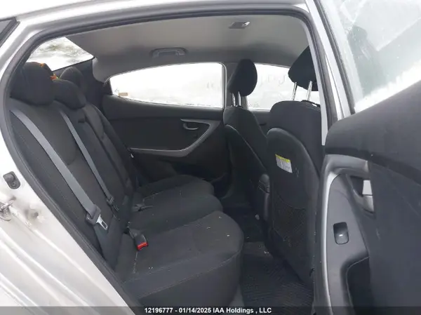 5NPDH4AE8GH752943 2016 HYUNDAI ELANTRA - Image 8
