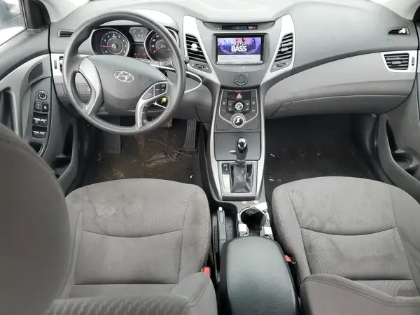 5NPDH4AE8GH753266 2016 HYUNDAI ELANTRA - Image 8