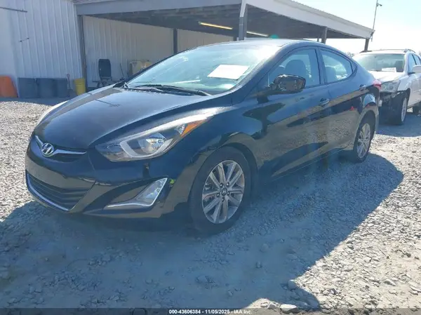 5NPDH4AE8GH754109 2016 HYUNDAI ELANTRA - Image 2
