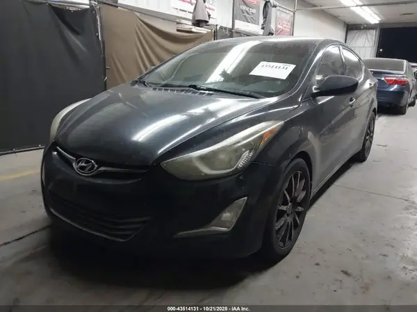 5NPDH4AE8GH754899 2016 HYUNDAI ELANTRA - Image 2