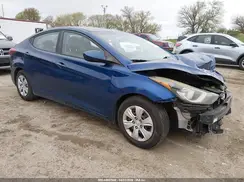 5NPDH4AE8GH755616 2016 HYUNDAI ELANTRA