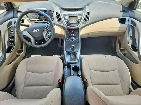 5NPDH4AE8GH755907 2016 HYUNDAI ELANTRA - Image 8