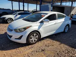 5NPDH4AE8GH756491 2016 HYUNDAI ELANTRA