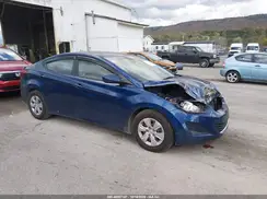 5NPDH4AE8GH758290 2016 HYUNDAI ELANTRA
